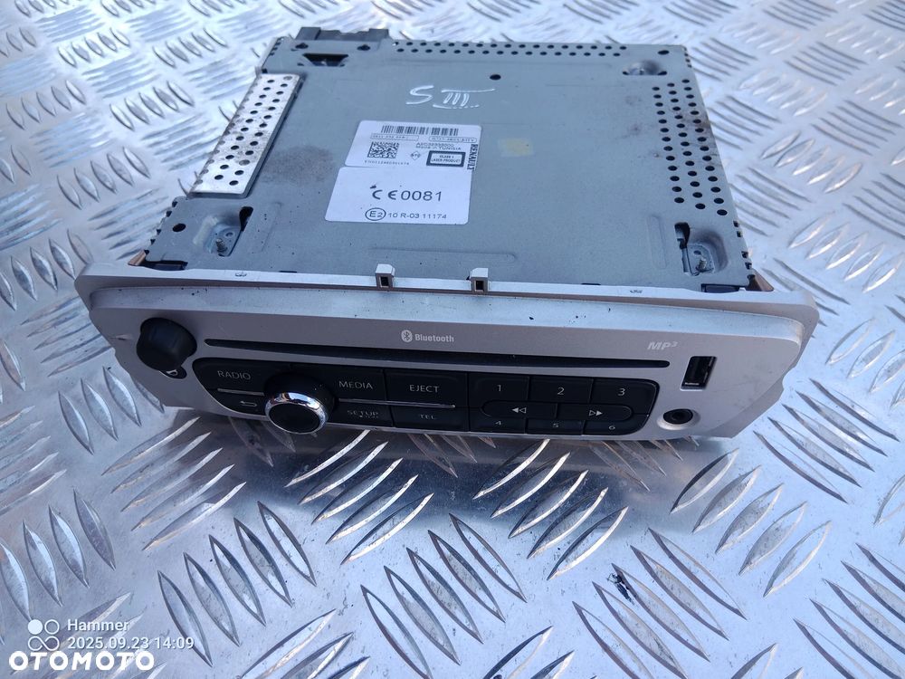 MEGANE III SCENIC III radio bluetooth mp3 - 1