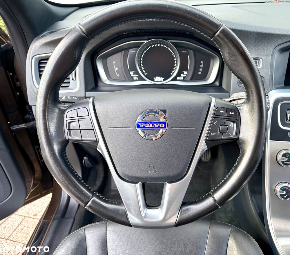 Volvo V60 Cross Country D4 Drive-E Summum - 6