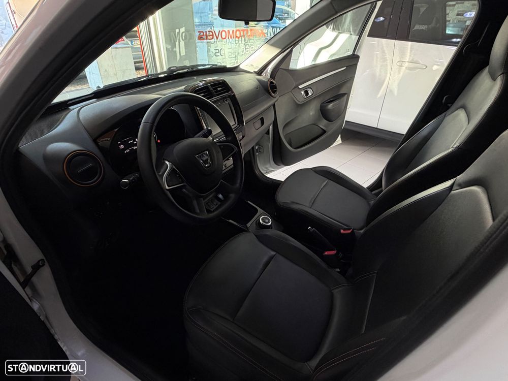 Dacia Spring - 14