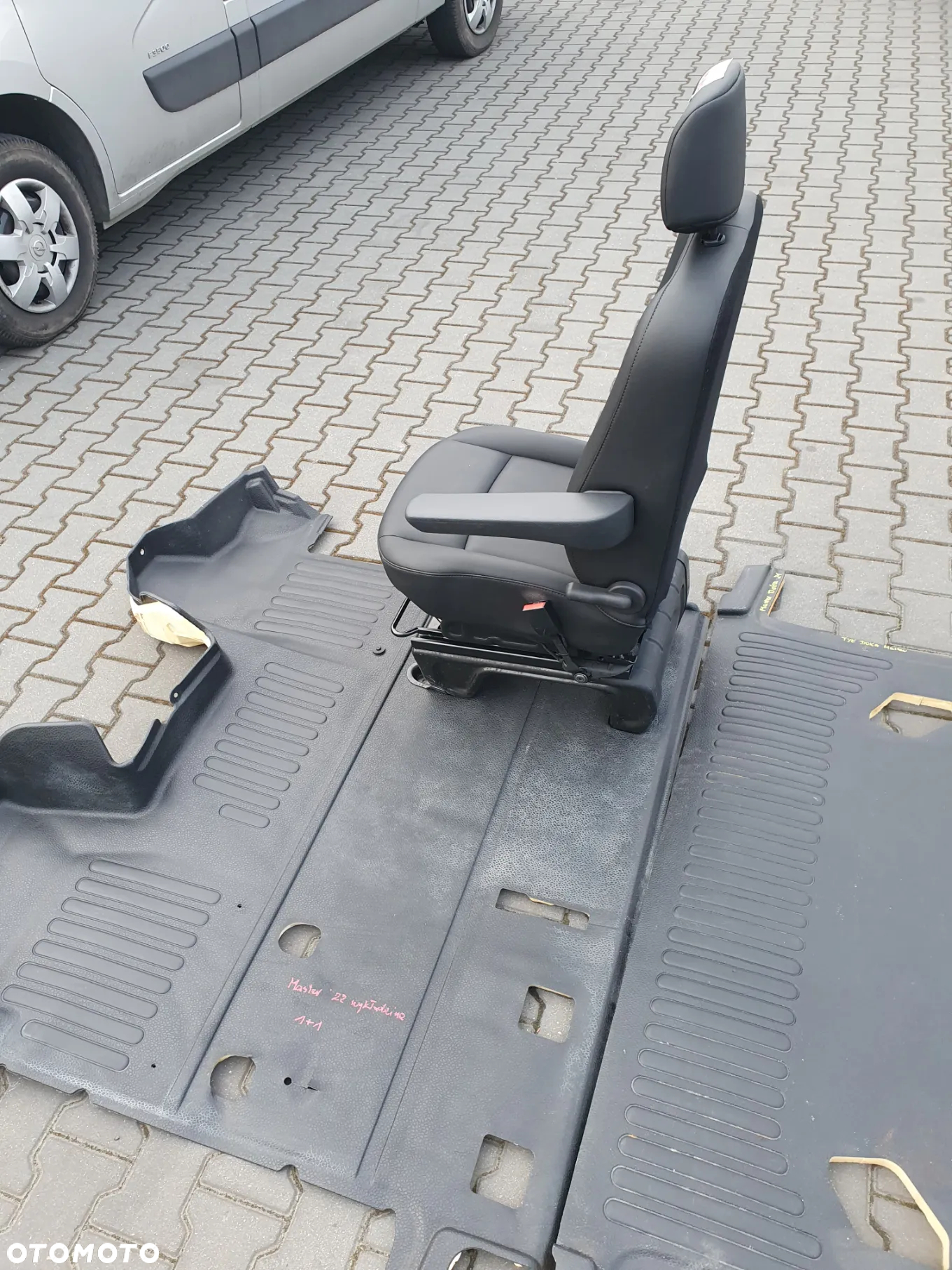 Fotel pasażera pojedynczy Opel Movano, Renault Master - 3