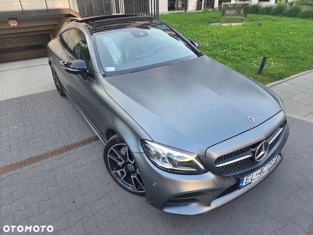Mercedes-Benz Klasa C 300 4MATIC 9G-TRONIC - 22