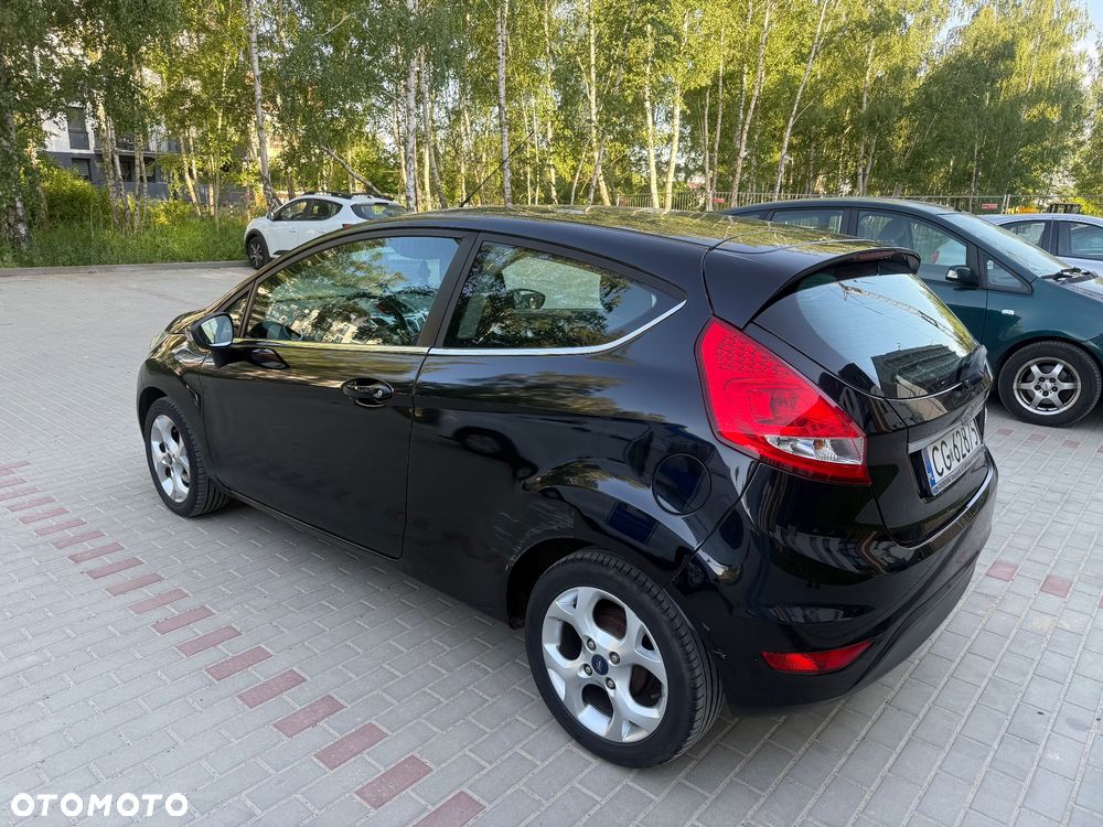 Ford Fiesta 1.25 Titanium - 6