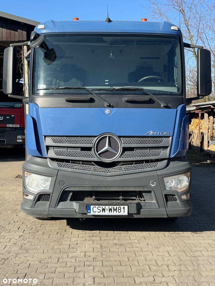 Mercedes-Benz Antos - 5