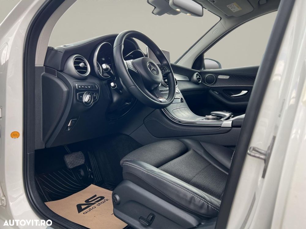 Mercedes-Benz GLC 250 d 4MATIC 9G-TRONIC - 4