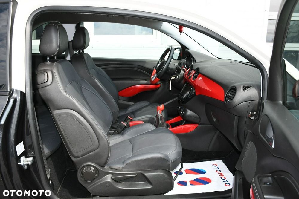 Opel Adam 1.2 - 25