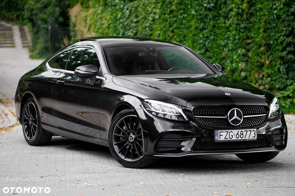 Mercedes-Benz Klasa C 300 Coupe 9G-TRONIC - 11