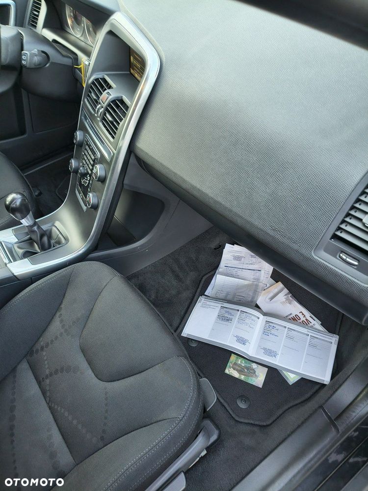 Volvo XC 60 D4 Kinetic - 30