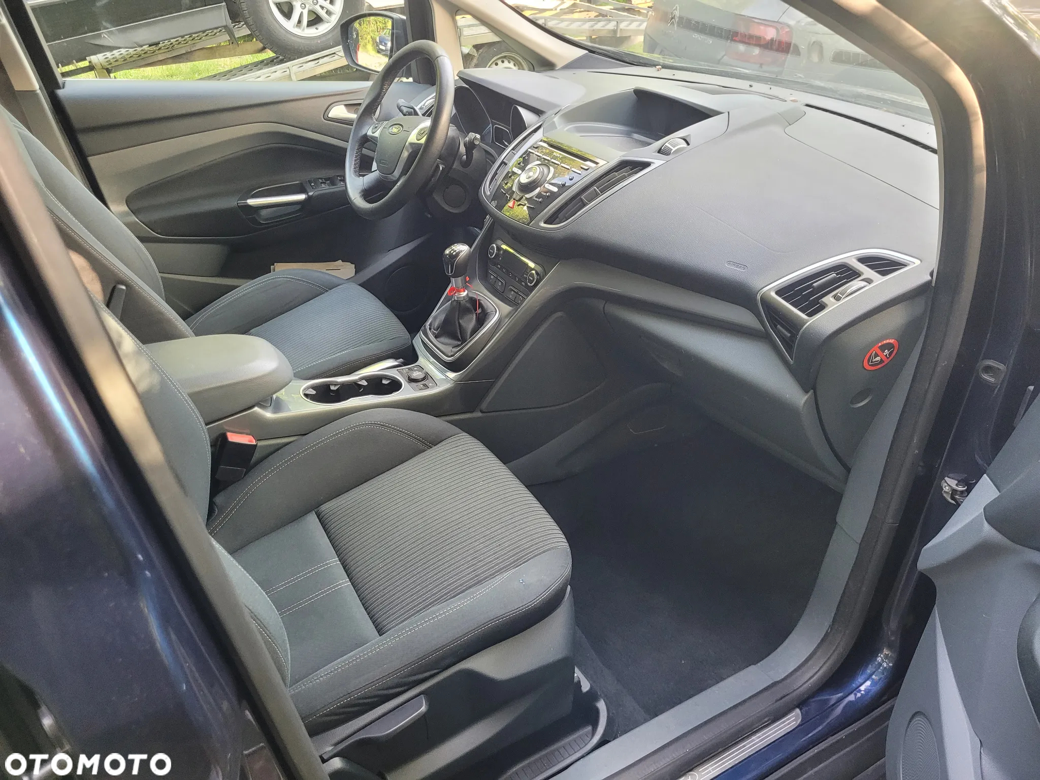 Ford Grand C-MAX - 3