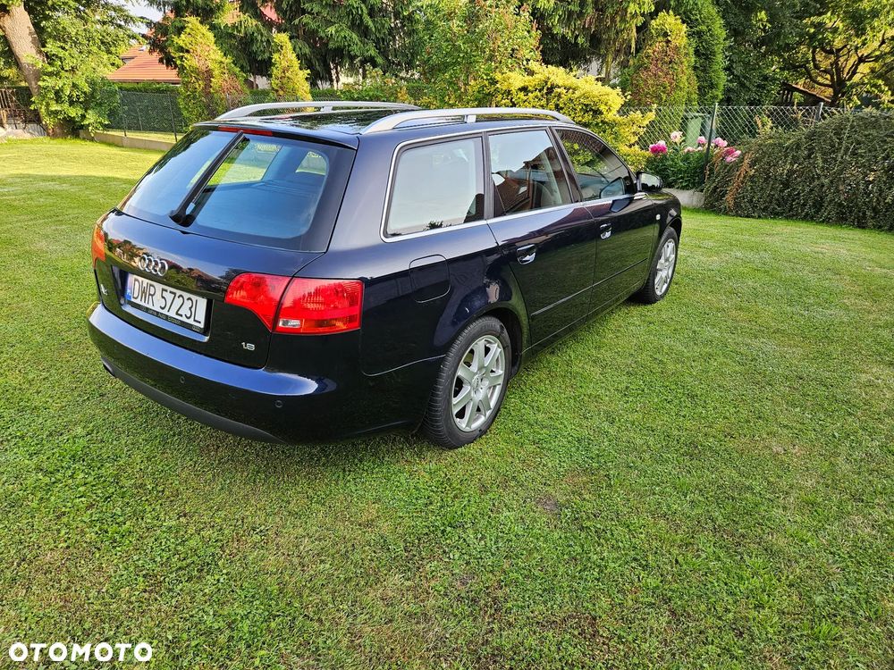 Audi A4 Avant - 4
