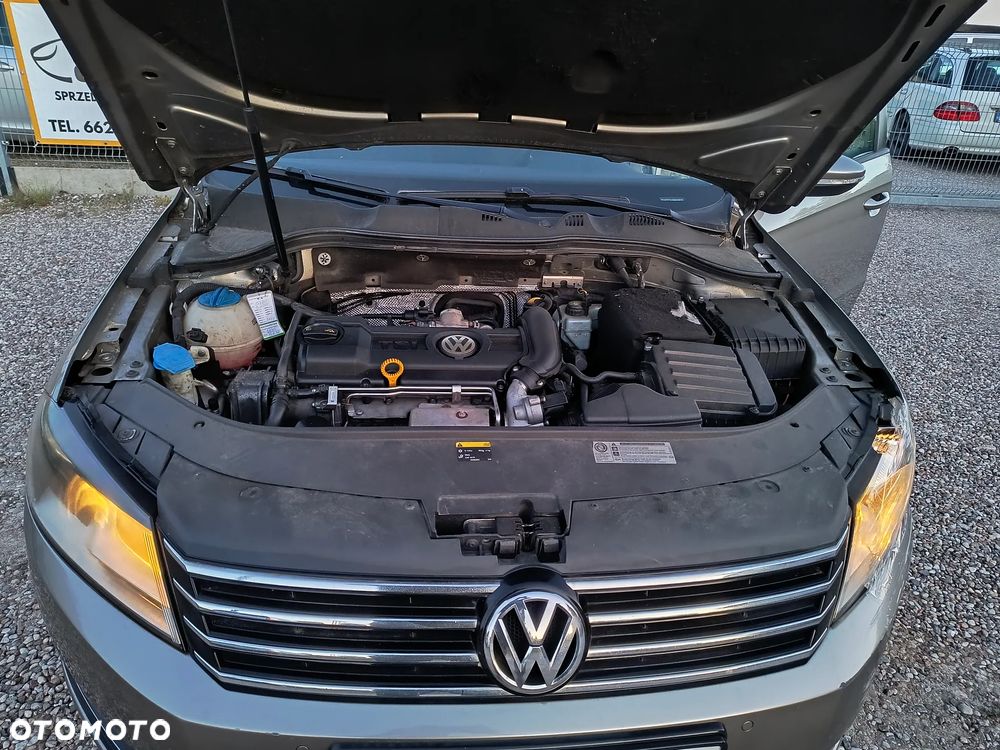 Volkswagen Passat 1.4 TSI BMT Comfortline - 14