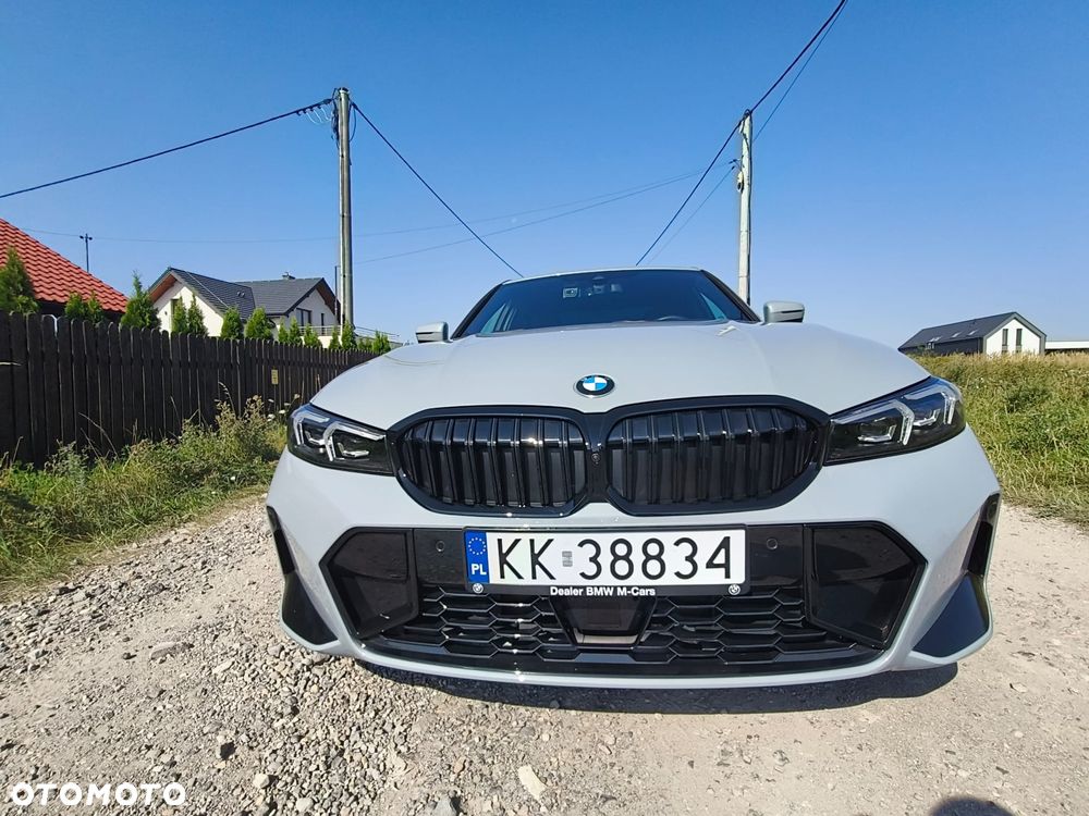 BMW Seria 3 330i xDrive M Sport - 35
