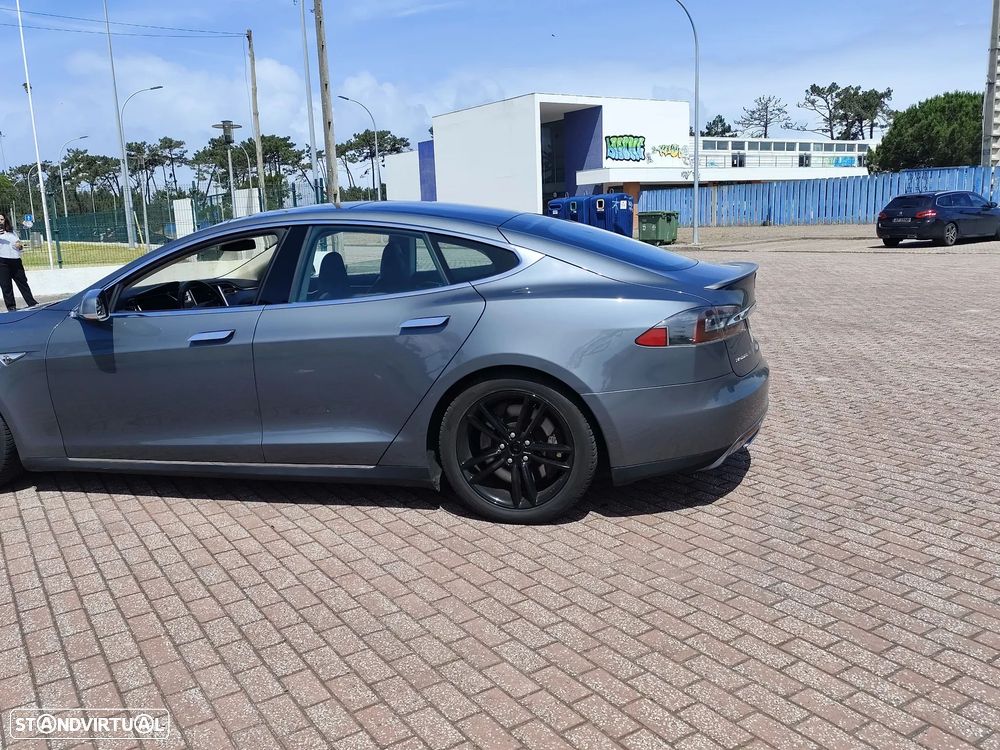 Tesla Model S 85 Perfomance - 3