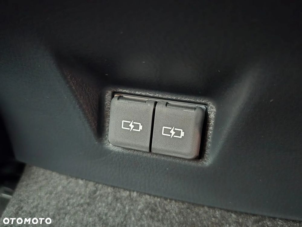 Toyota Camry 2.5 Hybrid Dynamic Force Executive e-CVT - 28