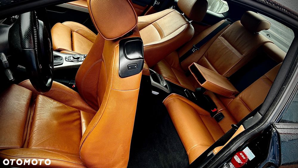 BMW Seria 3 335i M Sport Edition - 34