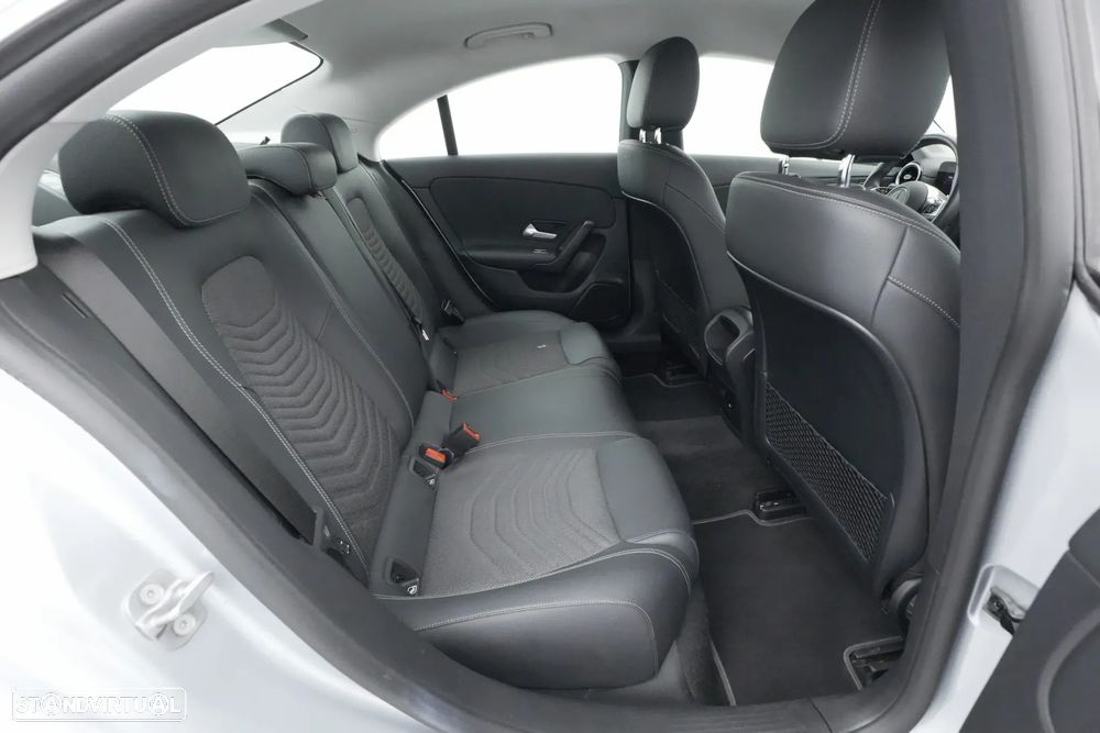 Mercedes-Benz CLA 180 d Progressive Aut. - 25