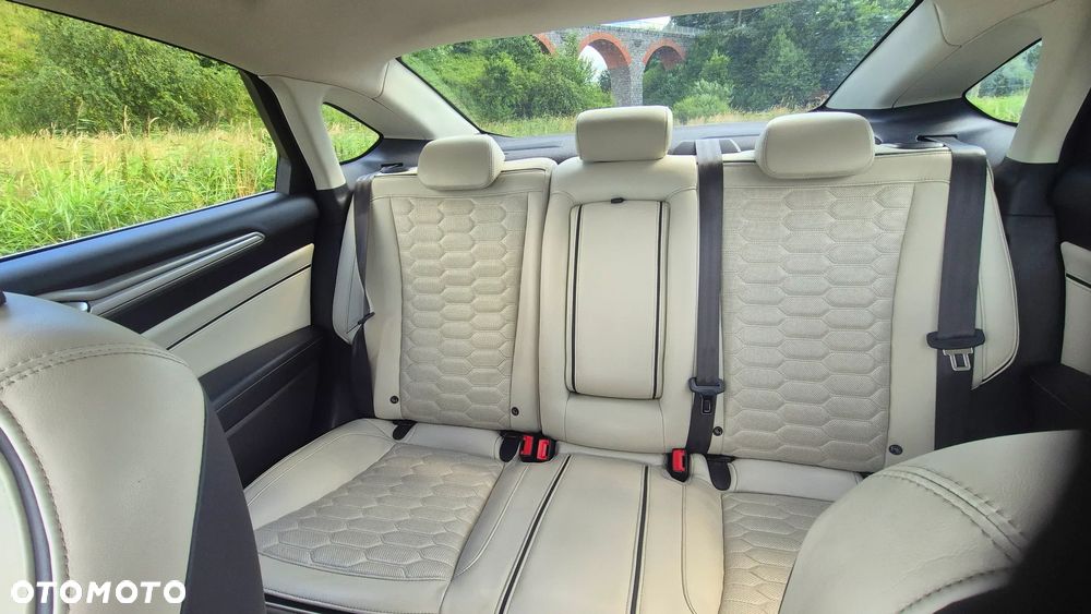 Ford Mondeo Vignale 2.0 TDCi PowerShift - 25
