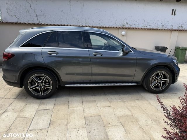 Mercedes-Benz GLC - 26