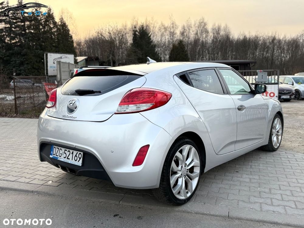 Hyundai Veloster 1.6 DCT Premium - 13