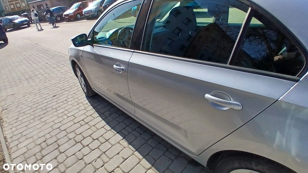 Skoda RAPID 1.6 TDI DPF Edition - 7