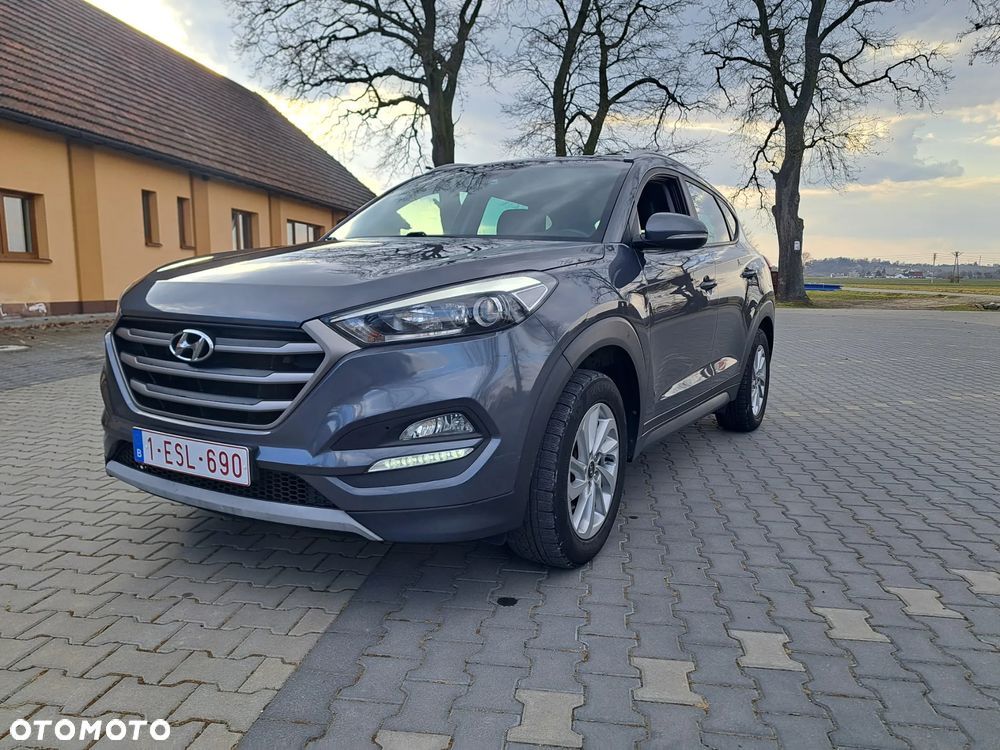 Hyundai Tucson 1.7 CRDI BlueDrive Style 2WD - 35