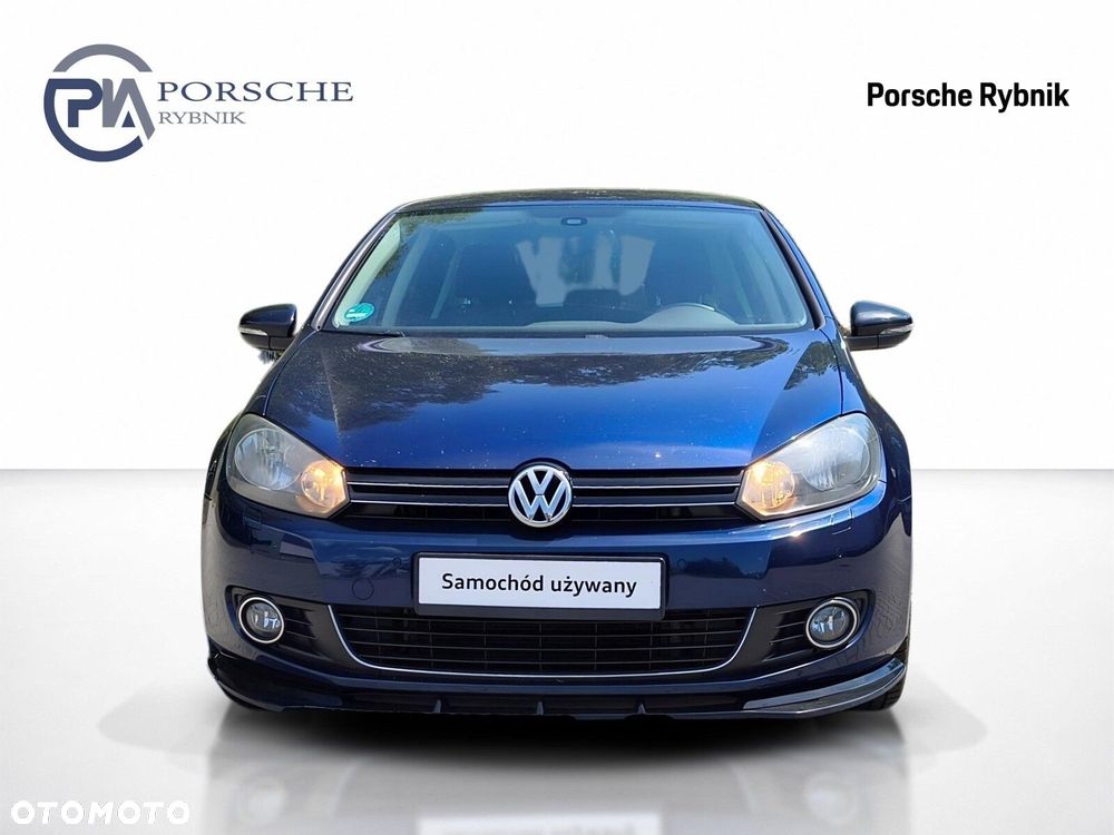 Volkswagen Golf - 8