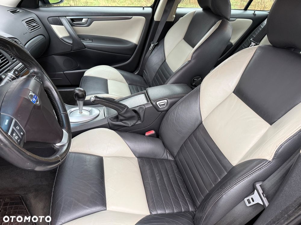 Volvo S60 2.4D Kinetic - 28