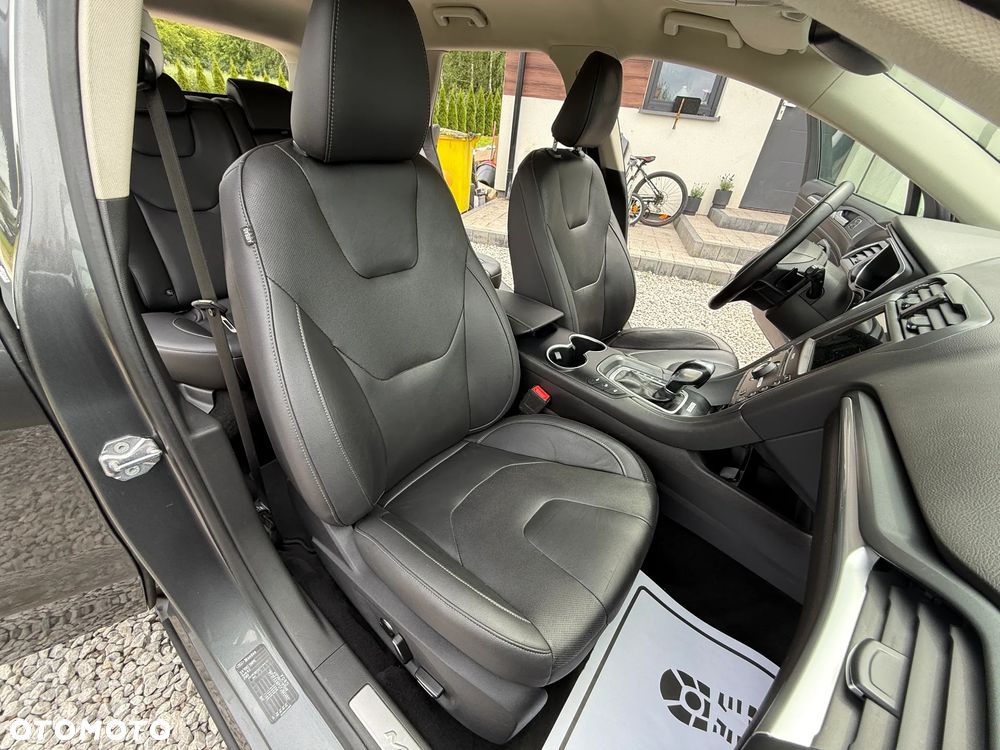 Ford Mondeo 2.0 TDCi Titanium PowerShift - 25
