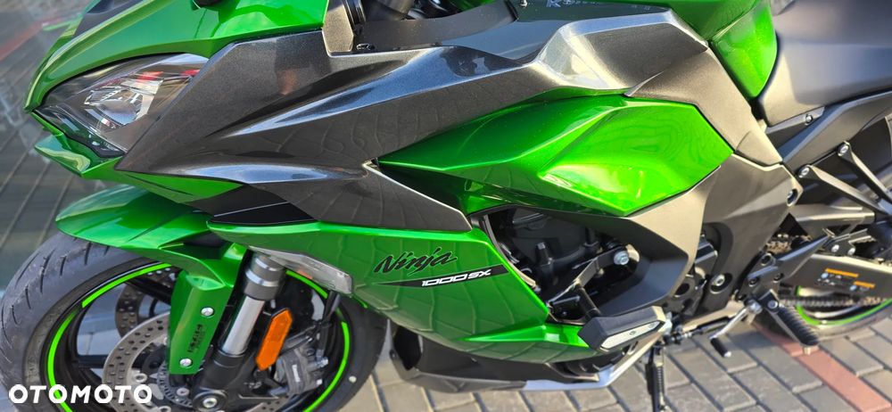 Kawasaki Ninja 1000 SX - 29