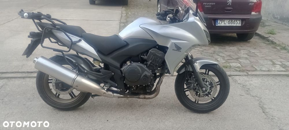 Honda CBF - 4