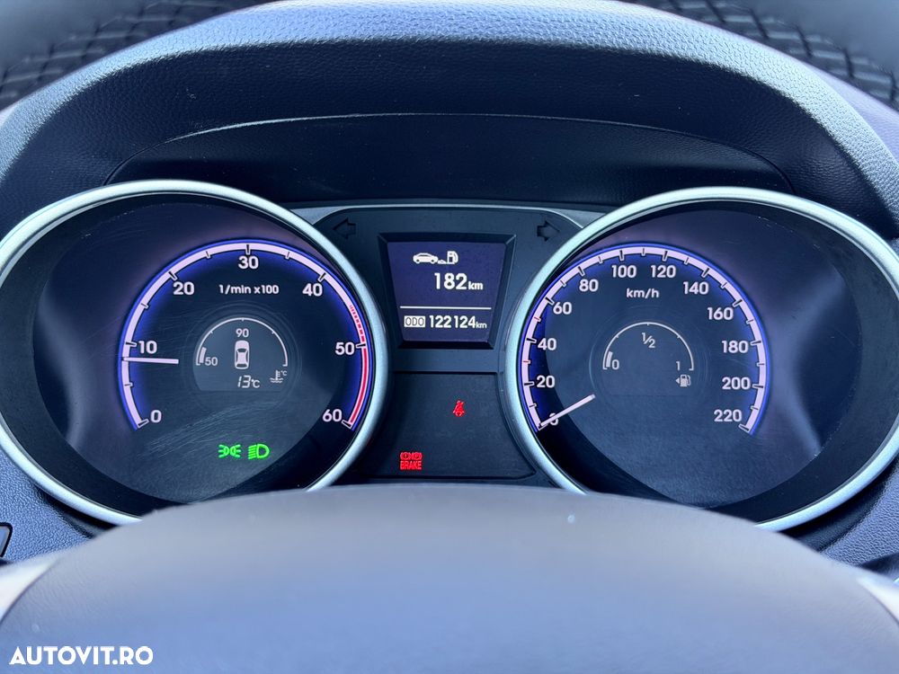 Hyundai ix35 2.0 CRDI 2WD Trend - 28