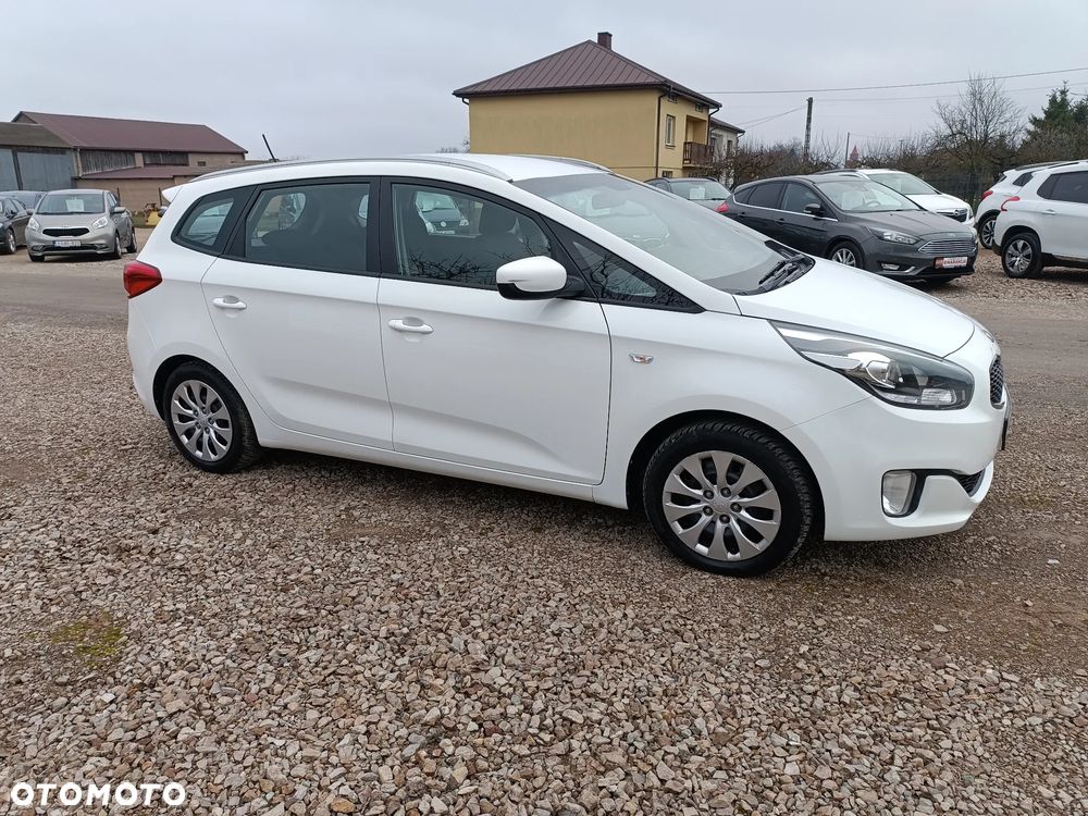 Kia Carens 1.6 CVVT Vision - 13
