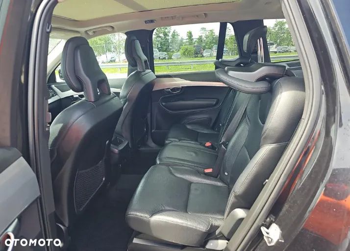 Volvo XC 90 T5 AWD Geartronic Kinetic - 10