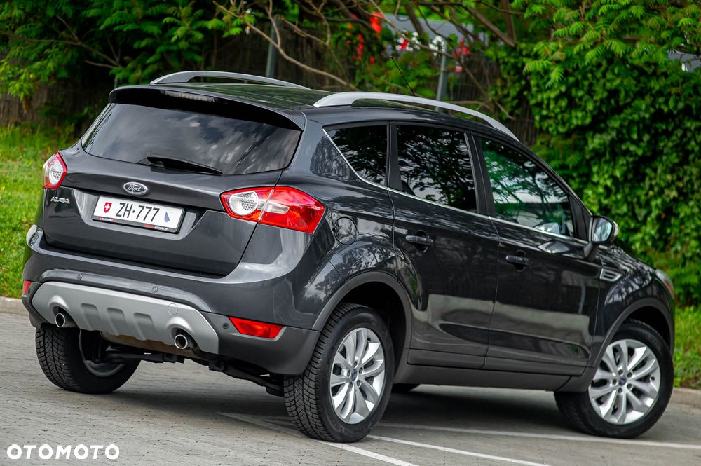 Ford Kuga 2.5 4x4 Titanium - 13