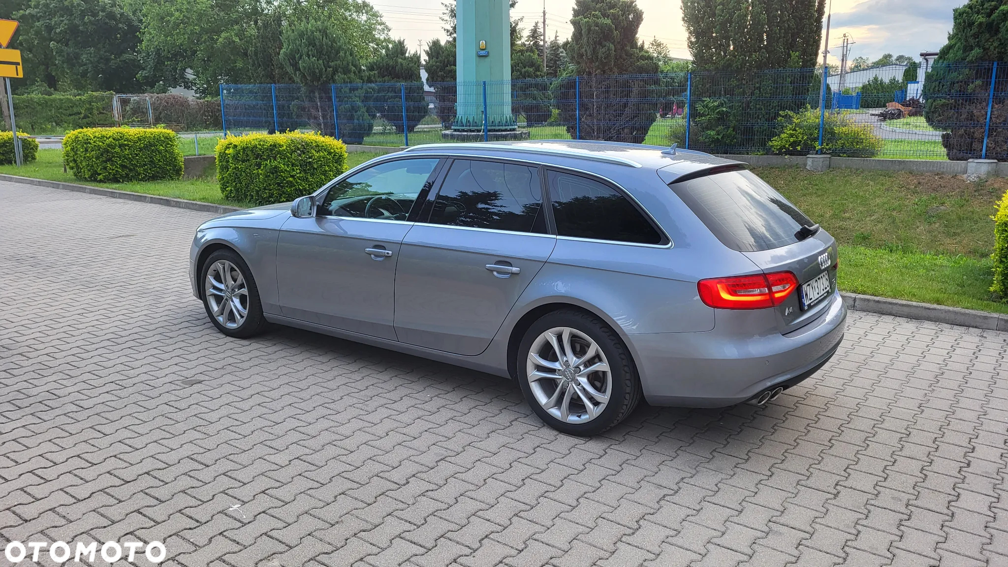 Audi A4 2.0 TDI - 10