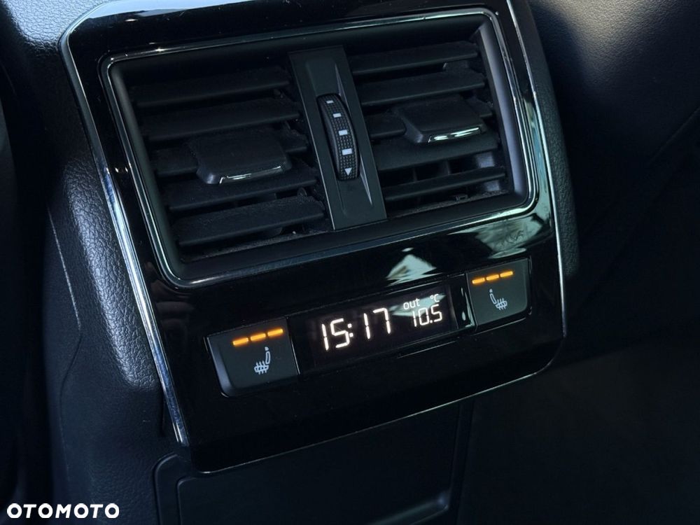 Skoda Superb 2.0 TDI SCR 4x4 Sportline DSG - 36