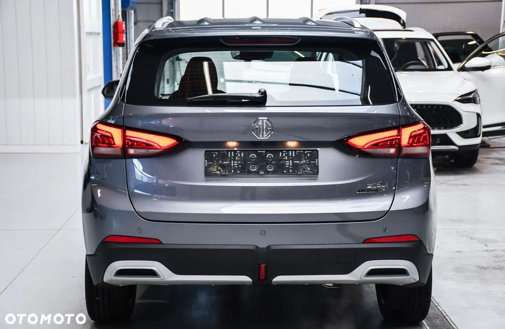MG ZS Hybrid+ - 7