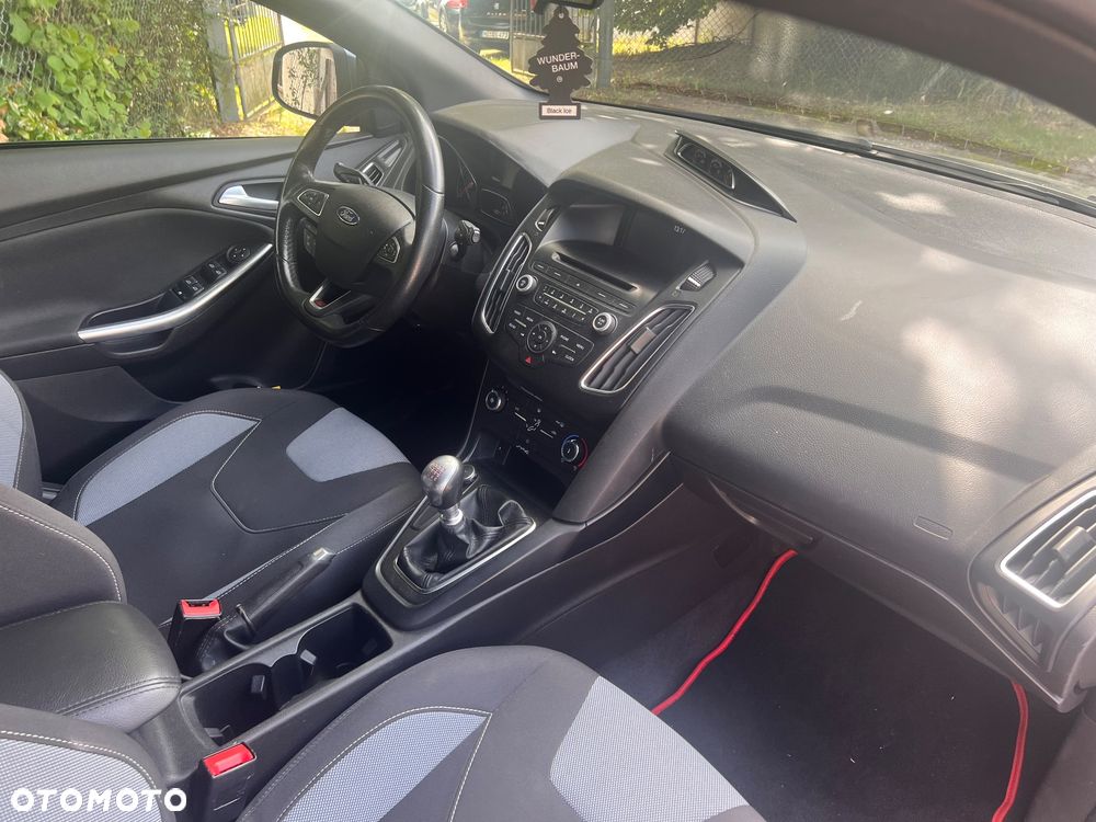 Ford Focus - 13