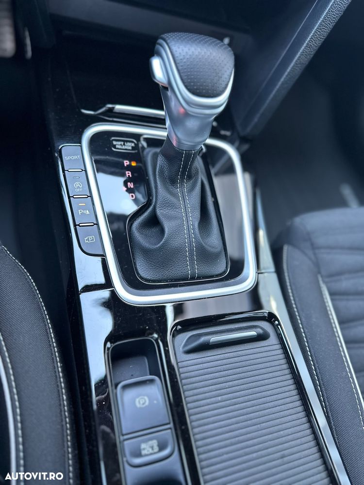Kia XCeed 1.5 T-GDI 7DCT GT Line - 19