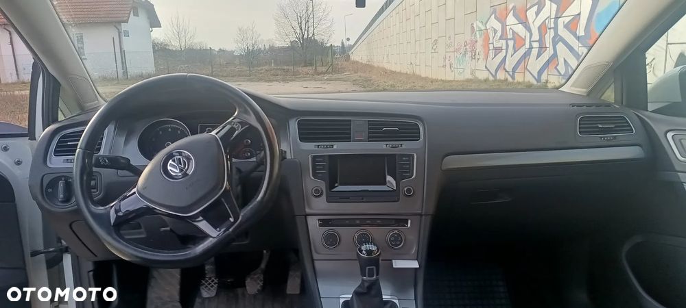 Volkswagen Golf 1.2 TSI BMT Comfortline - 6
