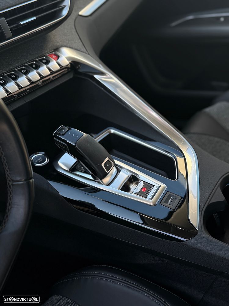 Peugeot 3008 PureTech 130 Stop & Start EAT6 Allure - 11