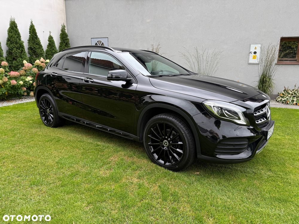 Mercedes-Benz GLA 200 7G-DCT AMG Line - 7