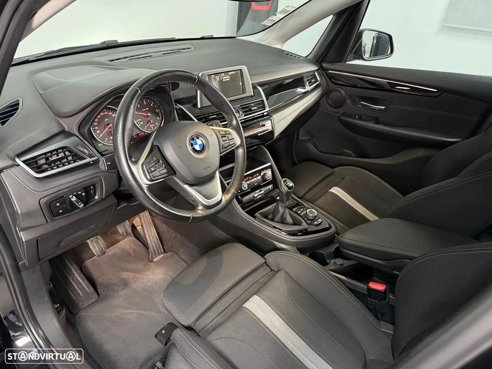 BMW 216 Active Tourer d Line Sport - 11
