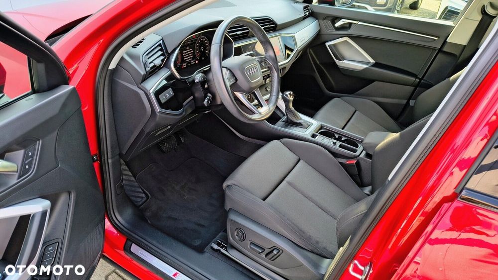 Audi Q3 Sportback - 9
