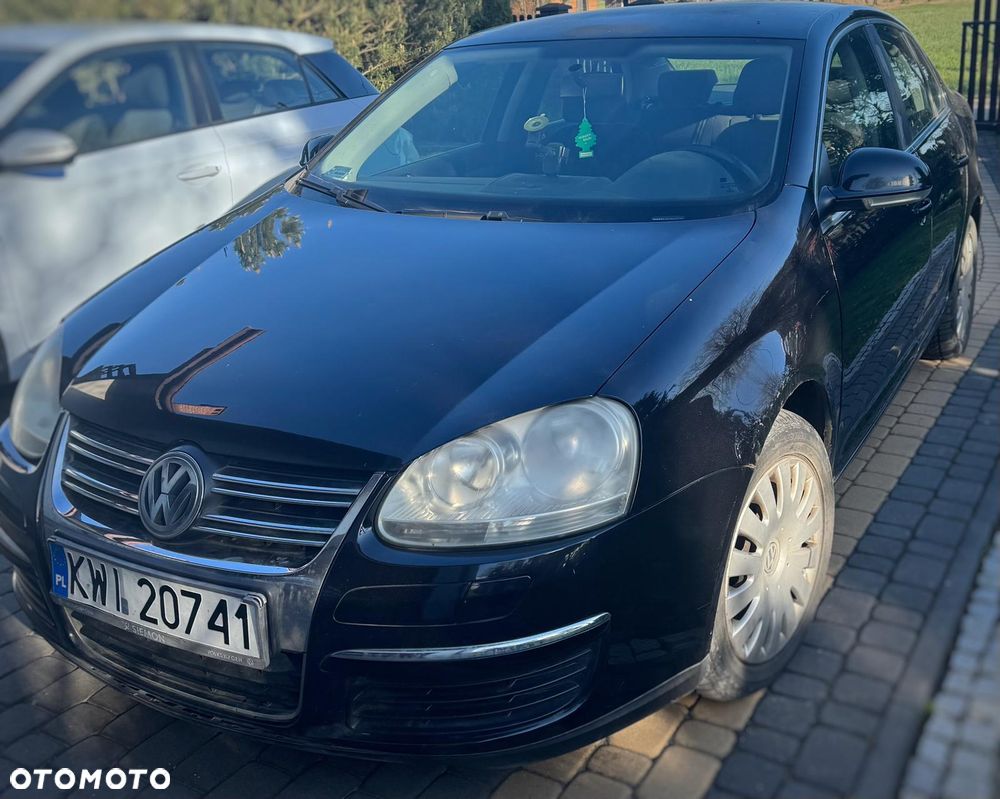 Volkswagen Jetta 1.9 TDI DPF Comfortline - 4