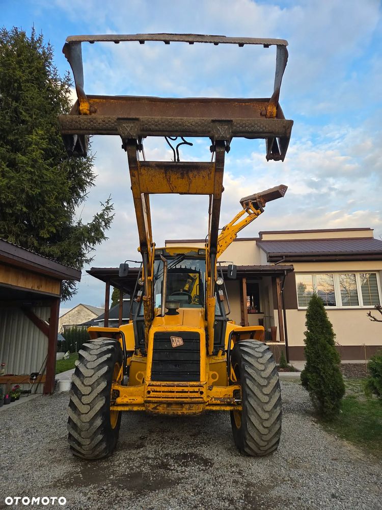 JCB 4CX - 3