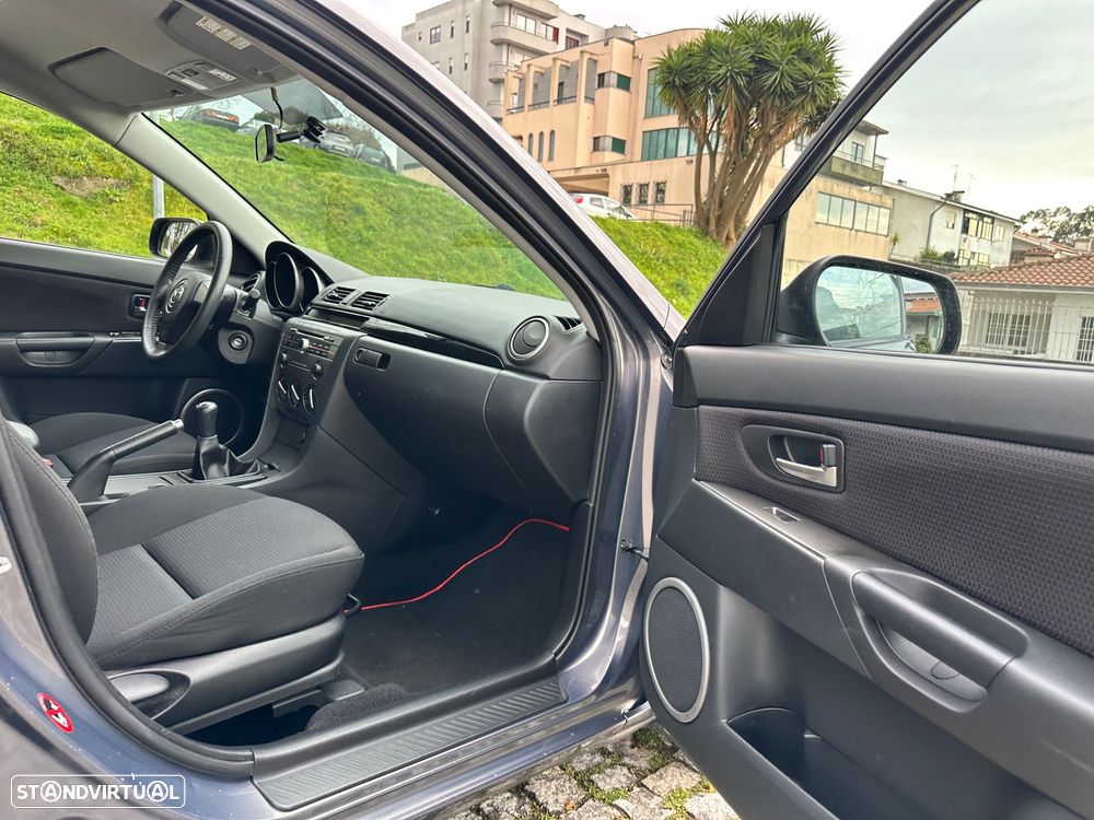 Mazda 3 Hatchback MZR 1.4 Comfort - 32