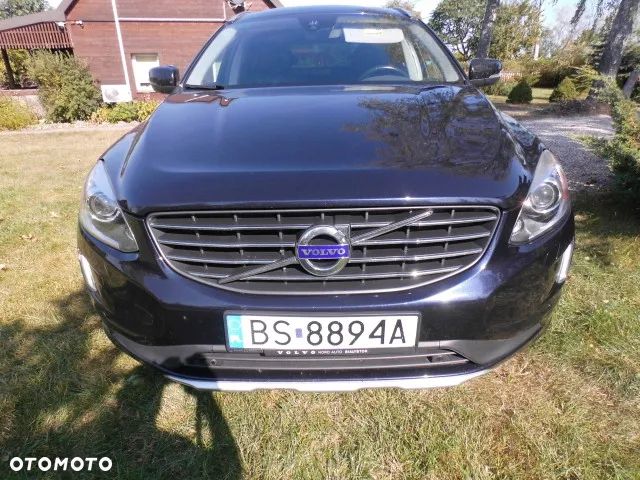 Volvo XC 60 T6 AWD Drive-E Momentum - 12