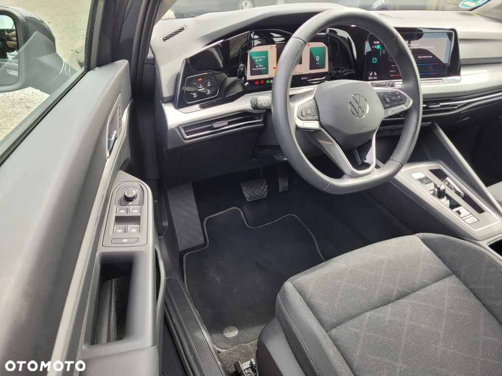 Volkswagen Golf - 18