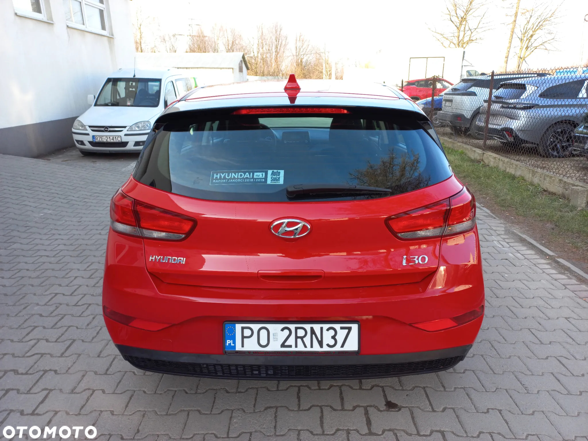Hyundai i30 1.5 DPI Classic + - 5