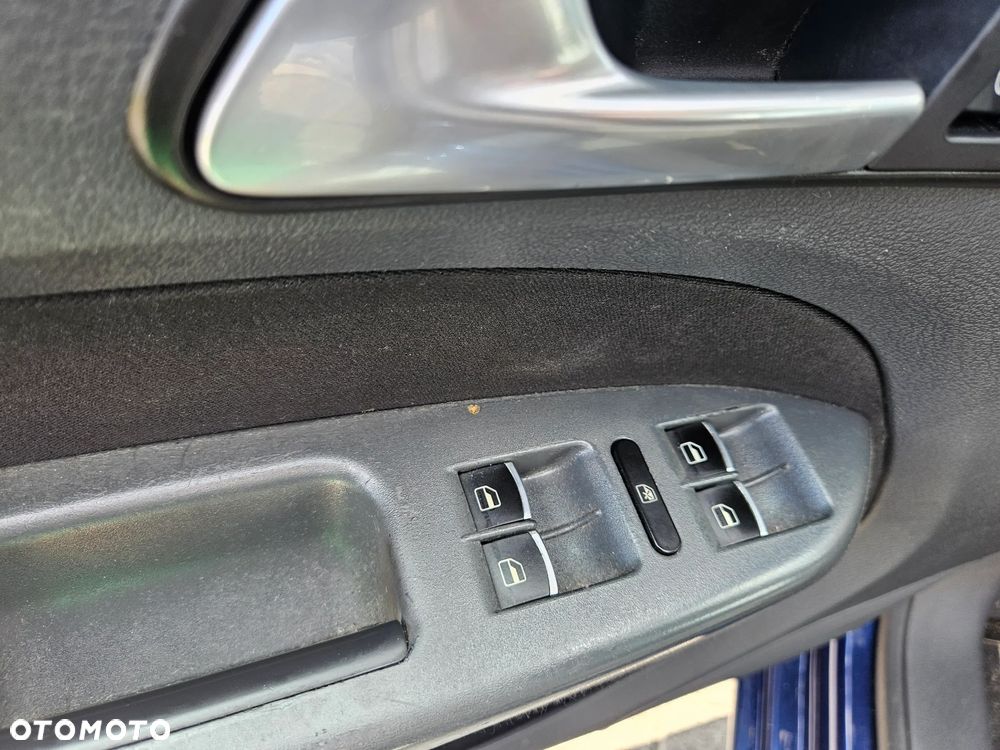 Volkswagen Touran 1.4 TSI Trendline - 11